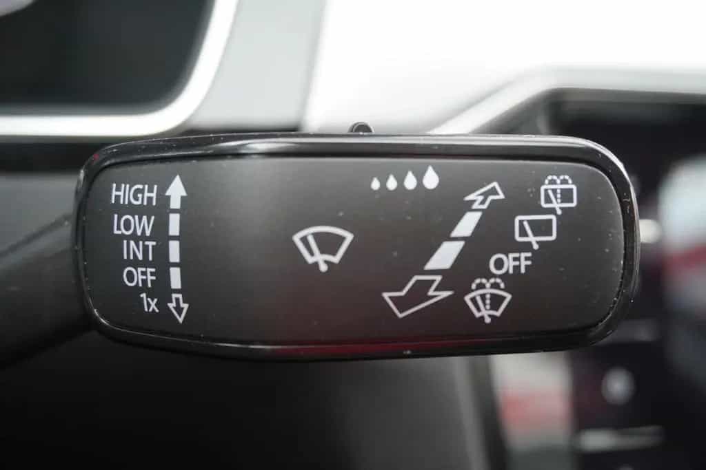 Volkswagen Passat Variant 1.5 TSI R-Line LED Navi ACC 360° 05/2020-photo-26