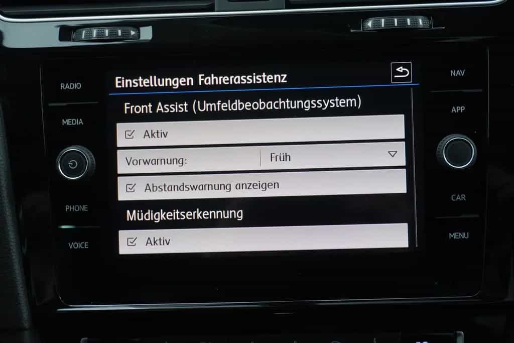 Volkswagen Golf VII 1.0 TSI DSG Join LED Navi AHK PDC USB 08/2018-photo-12