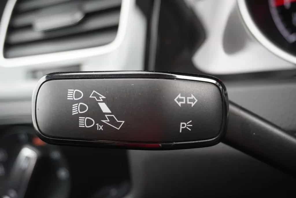 Volkswagen Golf VII 1.0 TSI DSG Join LED Navi AHK PDC USB 08/2018-photo-20