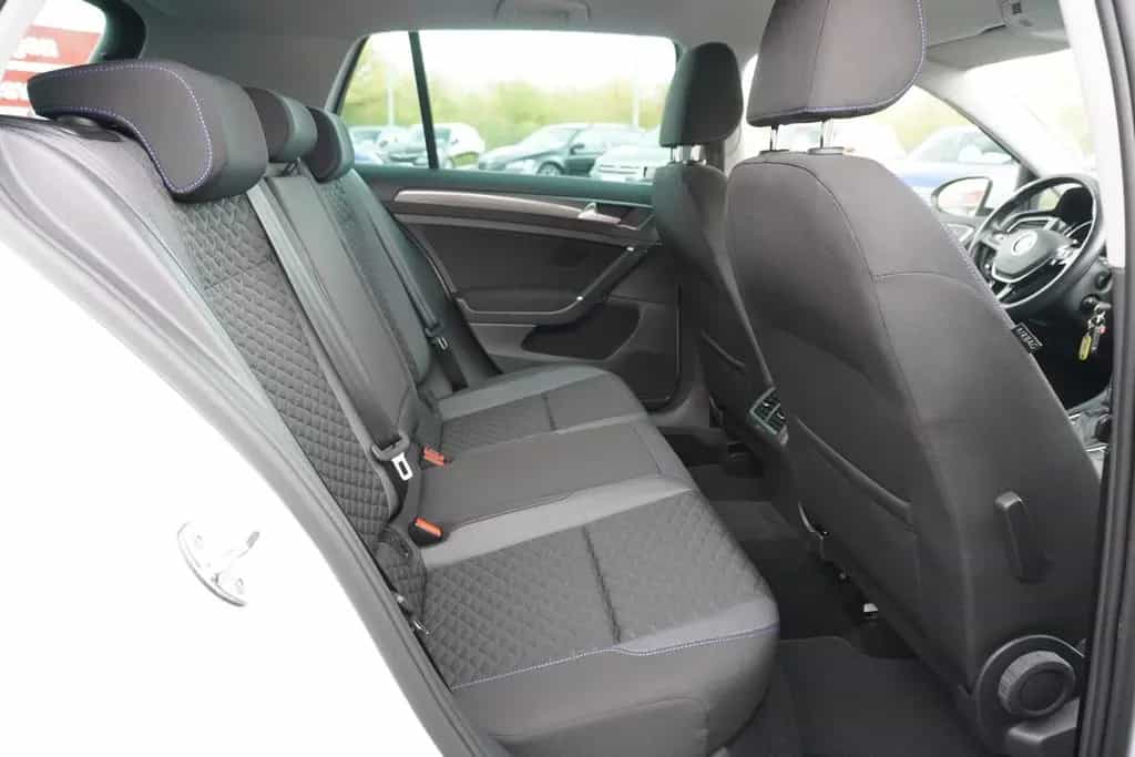 Volkswagen Golf VII 1.0 TSI DSG Join LED Navi AHK PDC USB 08/2018-photo-25