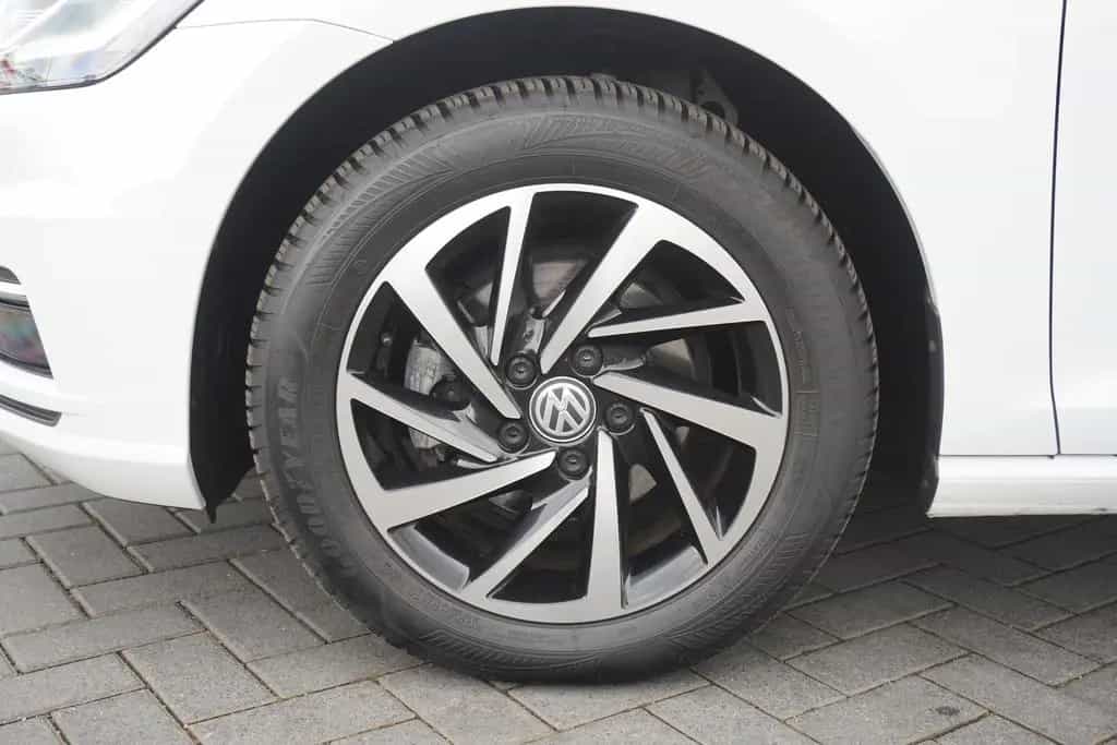 Volkswagen Golf VII 1.0 TSI DSG Join LED Navi AHK PDC USB 08/2018-photo-27