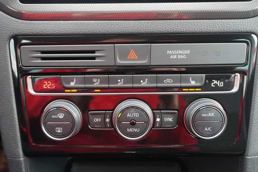 Volkswagen Golf Sportsvan VII 1.5 TSI Join Navi PDC SHZ 08/2018-photo-14