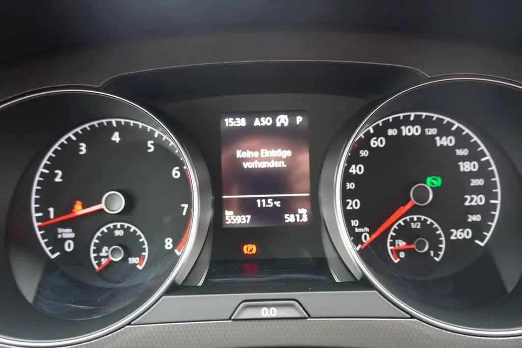 Volkswagen Golf Sportsvan VII 1.5 TSI Join Navi PDC SHZ 08/2018-photo-22
