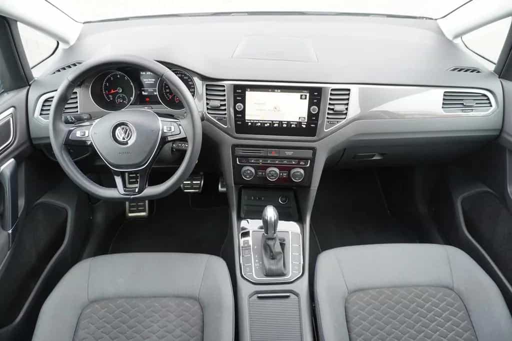 Volkswagen Golf Sportsvan VII 1.5 TSI Join Navi PDC SHZ 08/2018-photo-8
