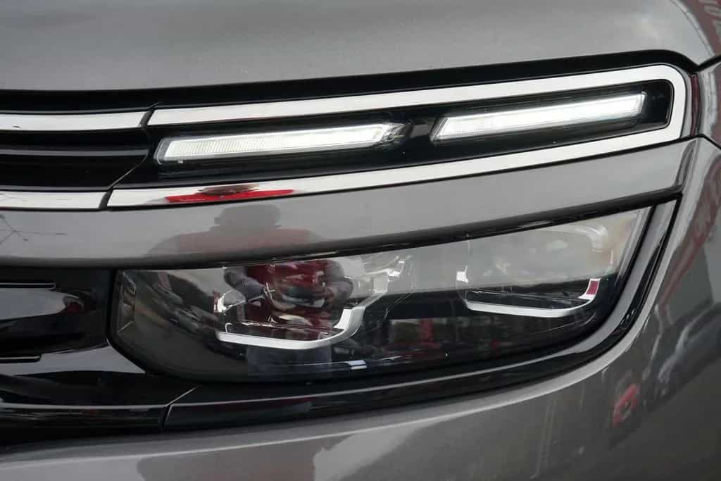 Citroën C5 Aircross 1.6 PureTech LED ACC AHK Navi 360° 01/2020-photo-14