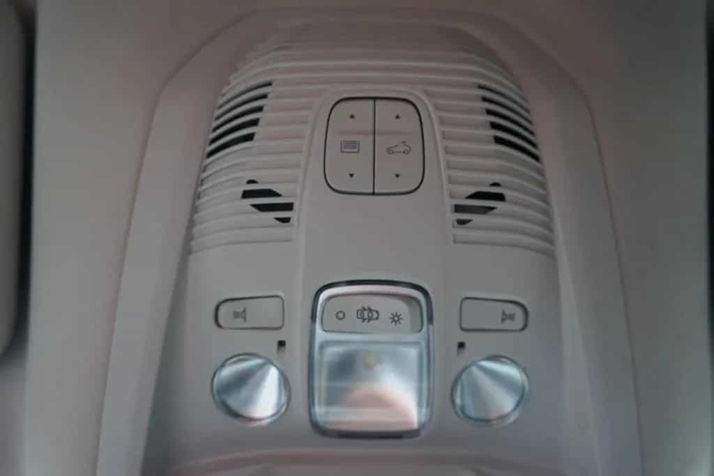 Citroën C5 Aircross 1.6 PureTech LED ACC AHK Navi 360° 01/2020-photo-37