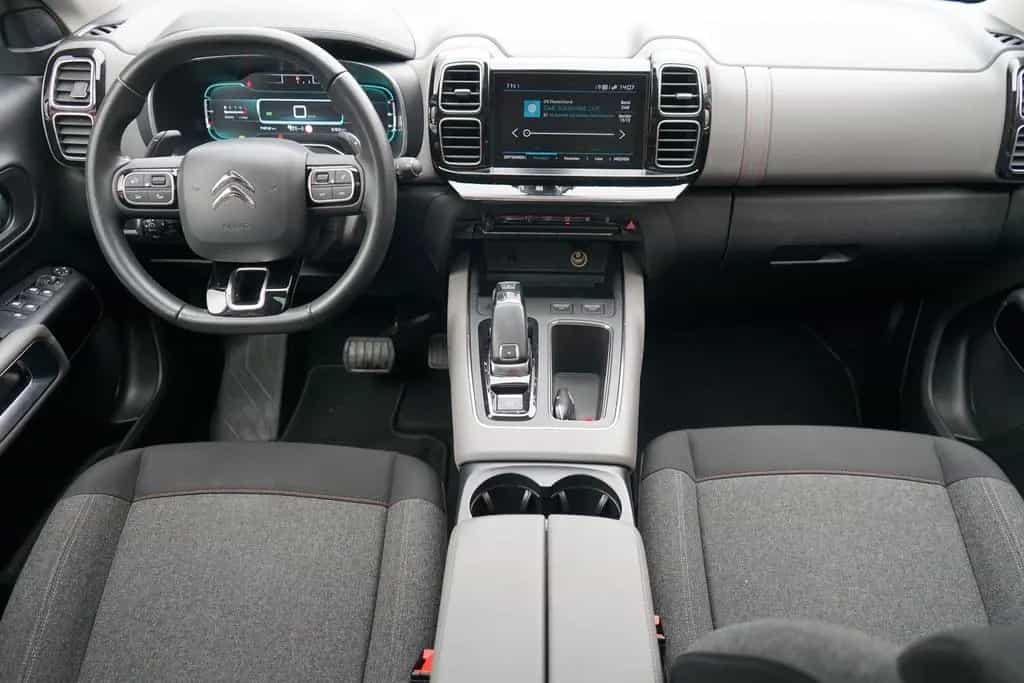 Citroën C5 Aircross 1.6 PureTech LED ACC AHK Navi 360° 01/2020-photo-4