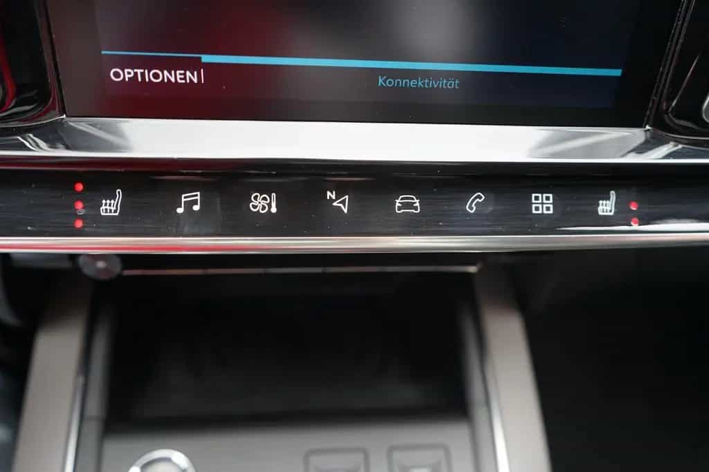 Citroën C5 Aircross 1.6 PureTech LED ACC AHK Navi 360° 01/2020-photo-9
