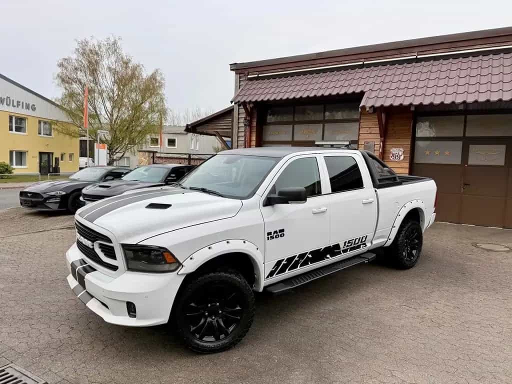 Dodge RAM V8*LONGHORN*LONGBED*OFFROAD*AHK*SERVICE NEU*4X4 11/2018-photo-0