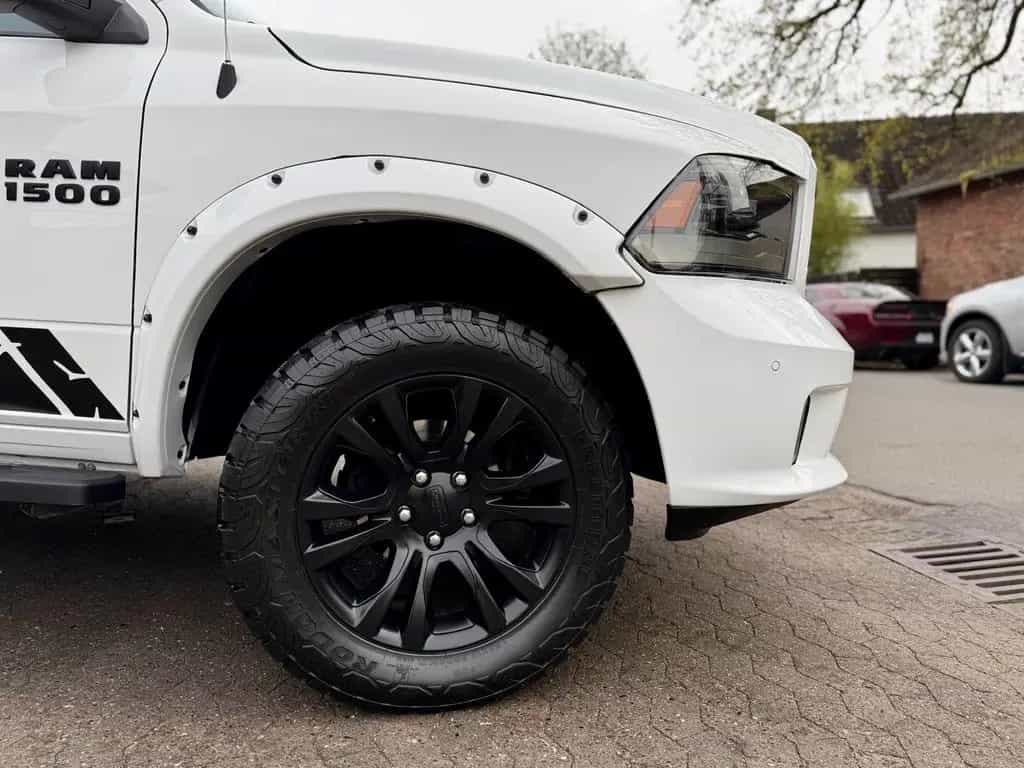 Dodge RAM V8*LONGHORN*LONGBED*OFFROAD*AHK*SERVICE NEU*4X4 11/2018-photo-16