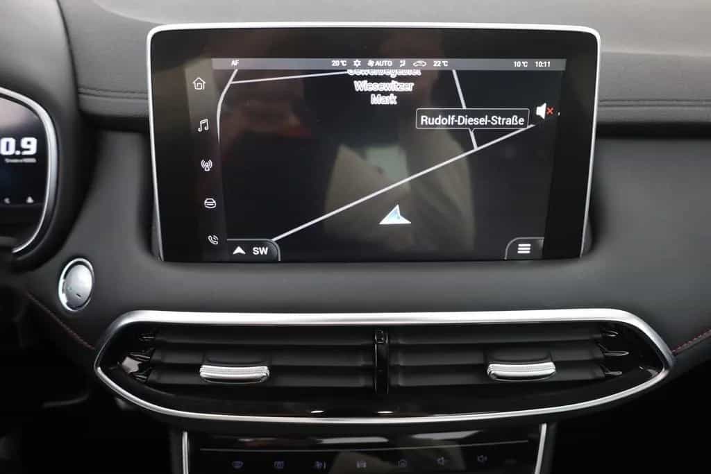 MG HS 1.5 T-GDI Luxury Aut. LED ACC Navi 360° Pano 03/2024-photo-10