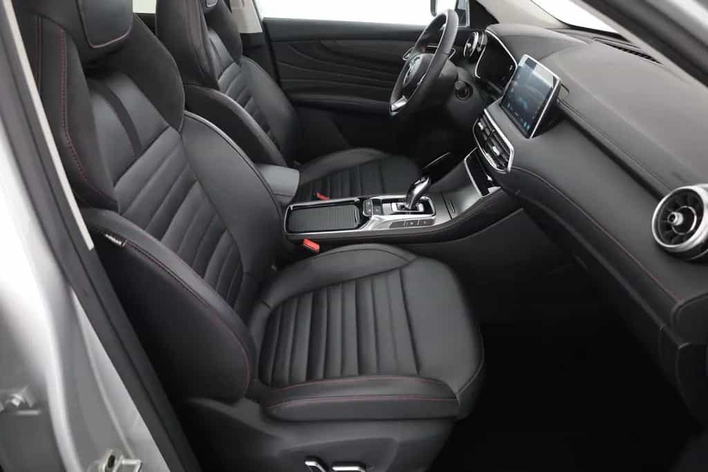 MG HS 1.5 T-GDI Luxury Aut. LED ACC Navi 360° Pano 03/2024-photo-20