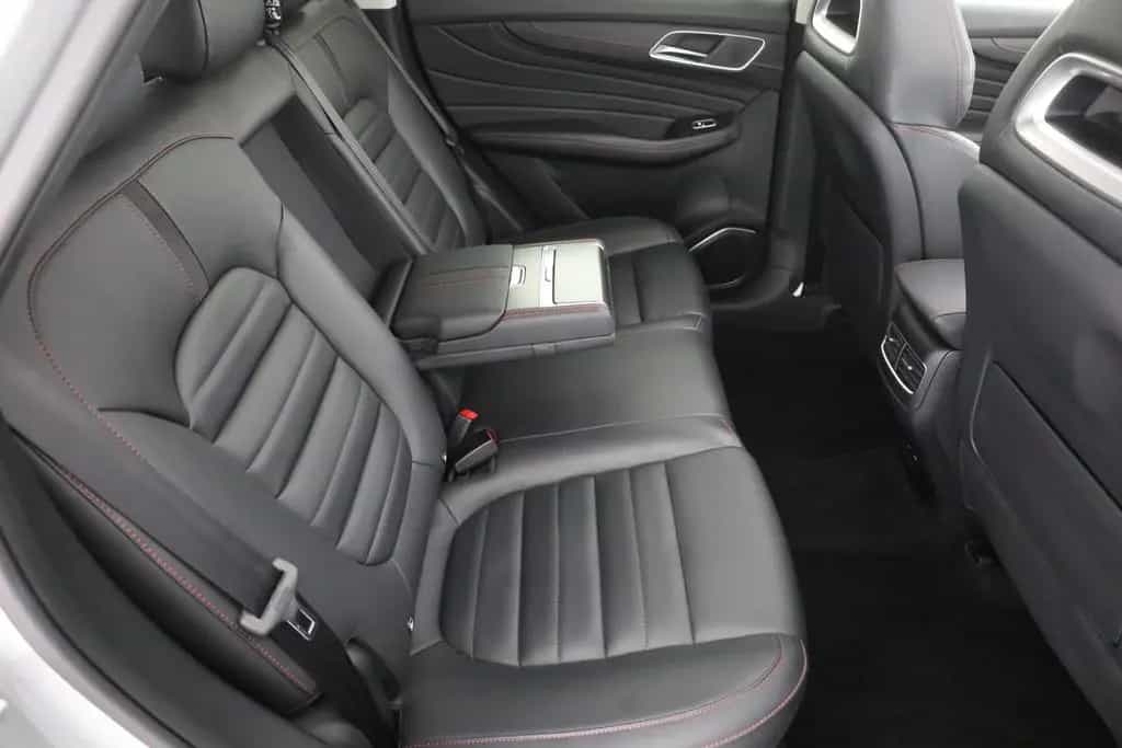 MG HS 1.5 T-GDI Luxury Aut. LED ACC Navi 360° Pano 03/2024-photo-21