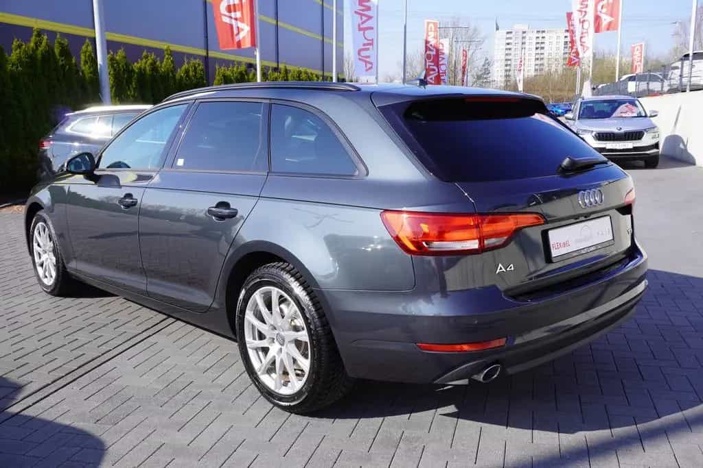 Audi A4 Avant 2.0 TDI Bi-Xenon Navi Kamera Totwinkel 08/2017-photo-2
