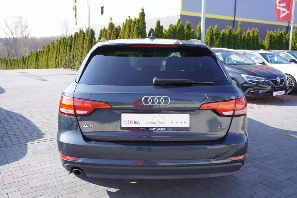 Audi A4 Avant 2.0 TDI Bi-Xenon Navi Kamera Totwinkel 08/2017-photo-3