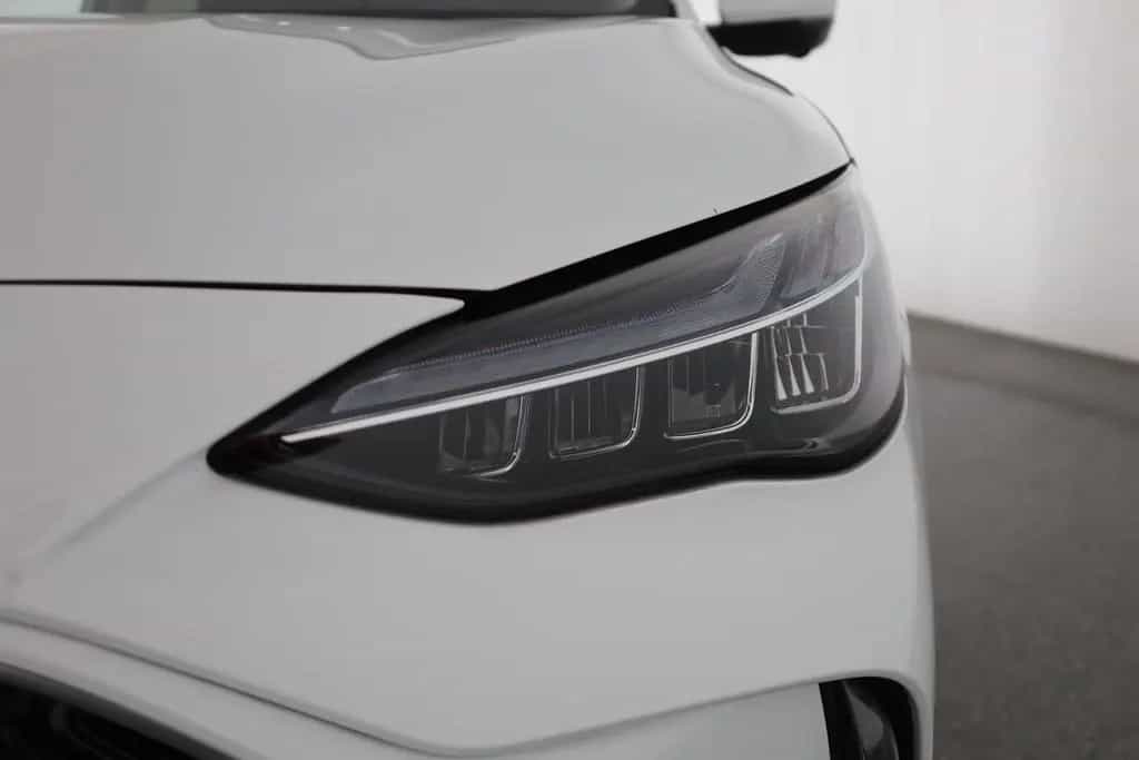 MG HS 1.5 T-GDI Luxury Aut. LED ACC Navi 360° Pano 03/2024-photo-26