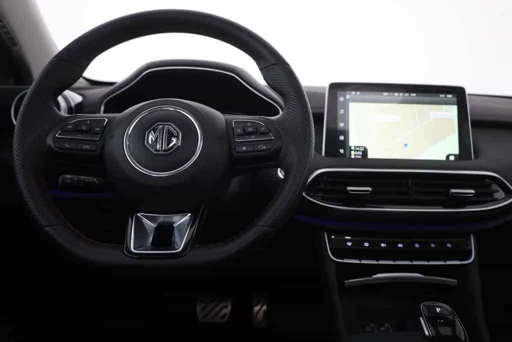 MG HS 1.5 T-GDI Luxury Aut. LED ACC Navi 360° Pano 03/2024-photo-9