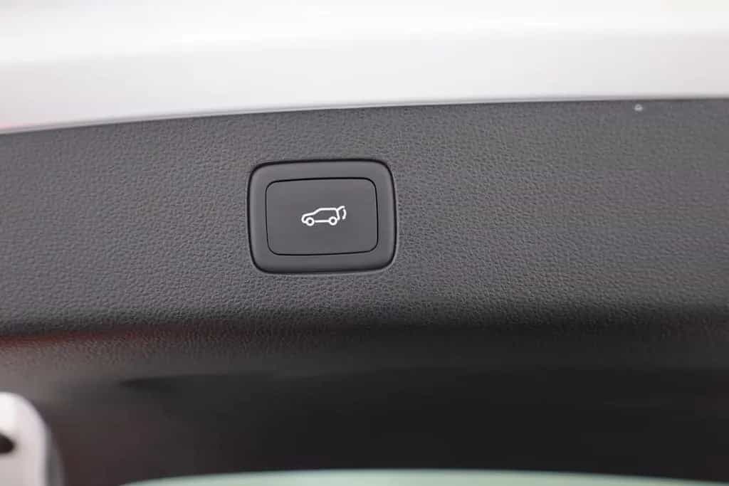MG HS 1.5 T-GDI Luxury Aut. LED ACC Navi 360° Pano 02/2024-photo-26