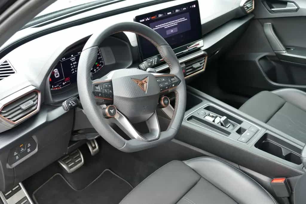 Cupra Formentor 2.0 VZ 4Drive DSG LED Navi ACC Kamera 10/2020-photo-7