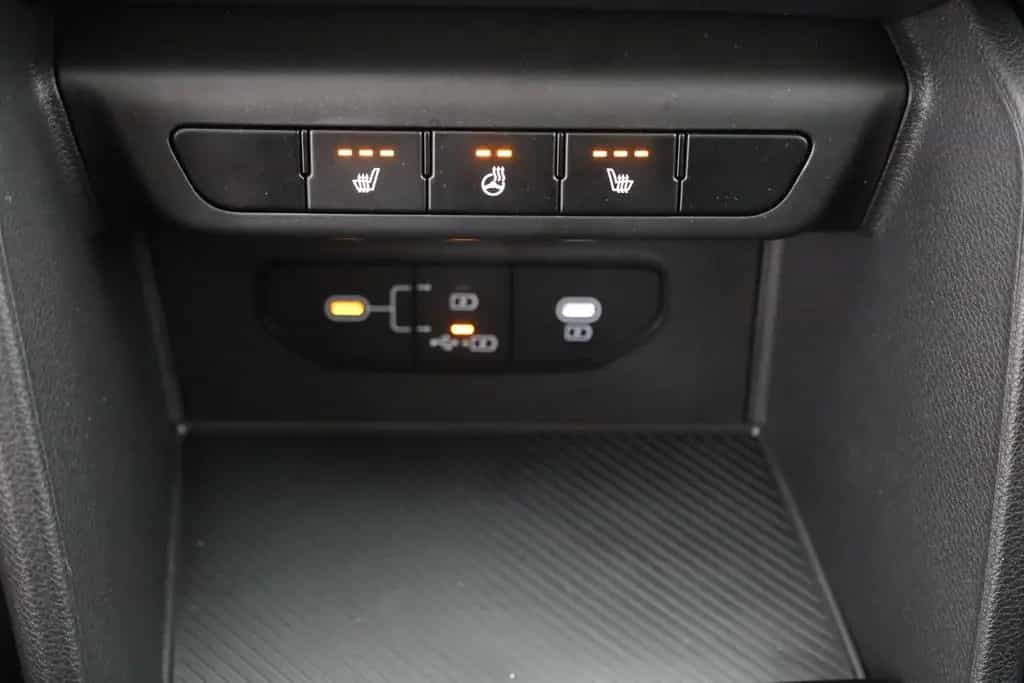 Kia Sportage 1.6 T-GDI Facelift LED Navi Kamera Sitz 03/2026-photo-12