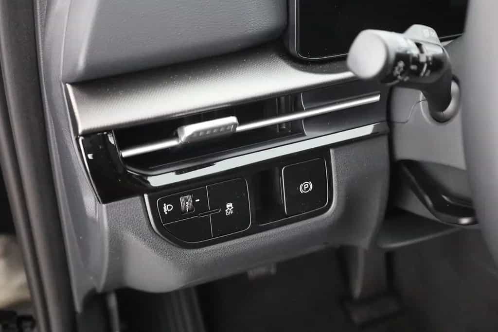 Kia Sportage 1.6 T-GDI Facelift LED Navi Kamera Sitz 03/2026-photo-20