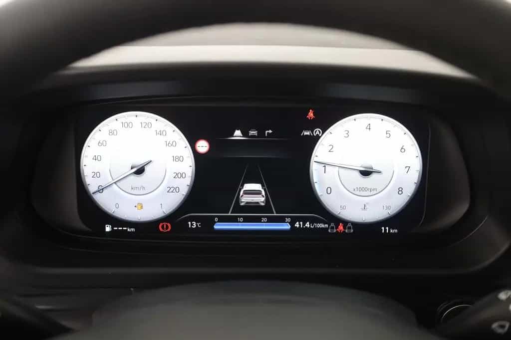 Hyundai BAYON 1.0T-GDI LED Navi Kamera 09/2025-photo-17