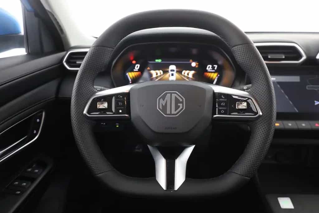 MG ZS 1.5 VTi-Tech Comfort LED Navi 360° 03/2026-photo-13