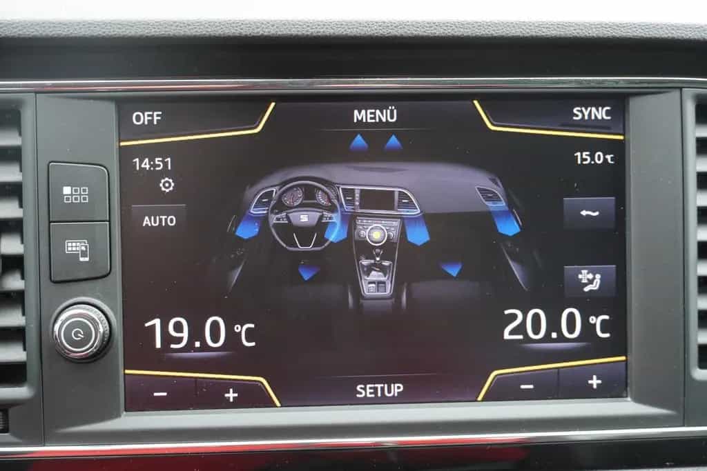 Seat Leon 1.4 FR LED Navi Tempomat USB PDC FullLink 08/2018-photo-15