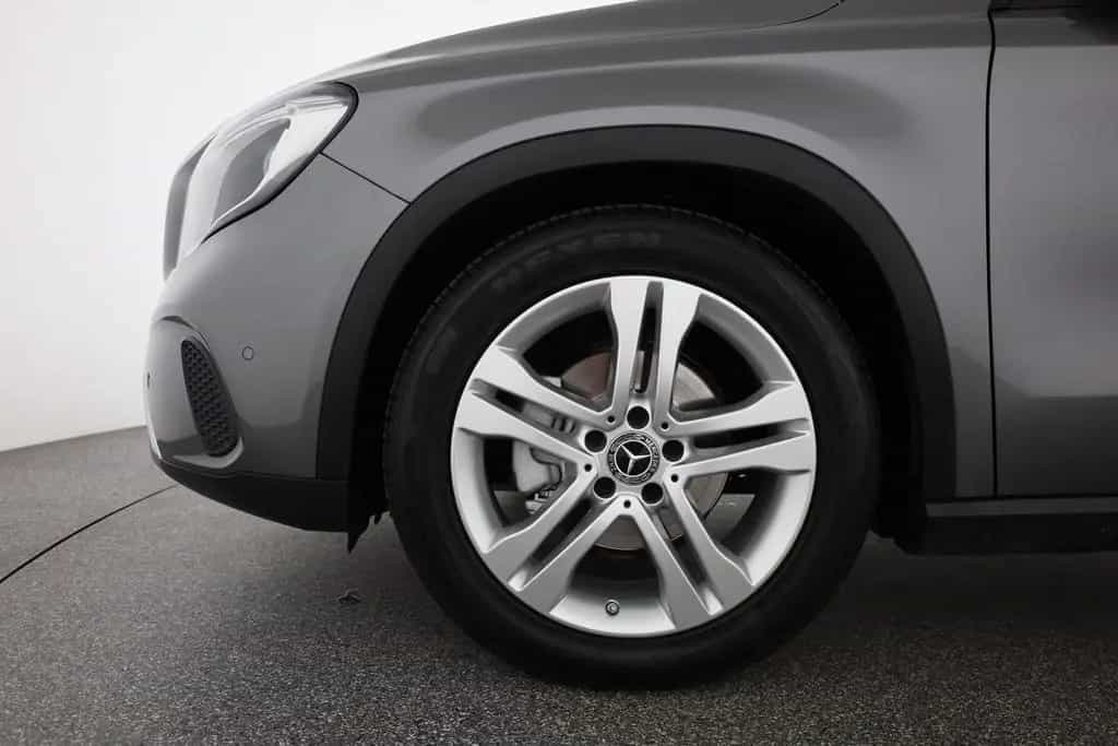 Mercedes-Benz GLA-Class 180 LED Navi Sitzheizung Teilleder PDC ACC 06/2018-photo-29