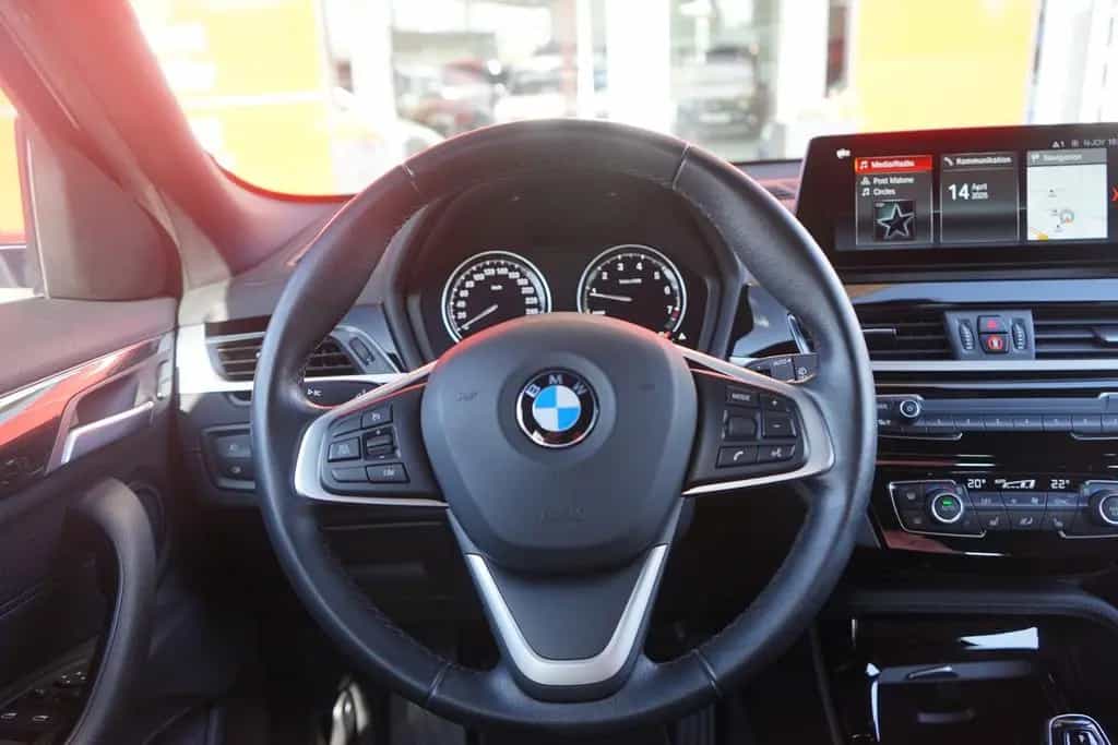 BMW X2 xDrive 20 i Klimaaut. LED Navi Tempomat AHK 06/2020-photo-10