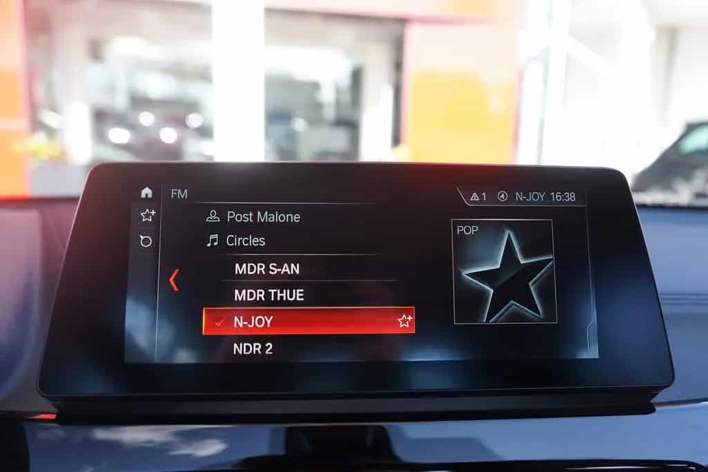 BMW X2 xDrive 20 i Klimaaut. LED Navi Tempomat AHK 06/2020-photo-13
