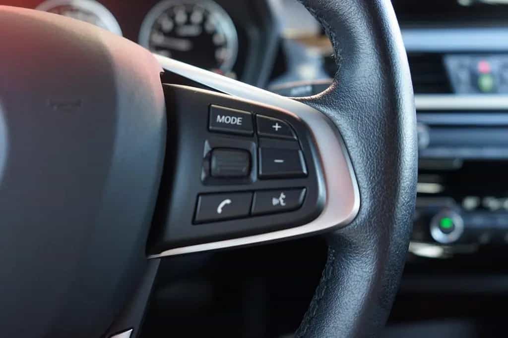 BMW X2 xDrive 20 i Klimaaut. LED Navi Tempomat AHK 06/2020-photo-23