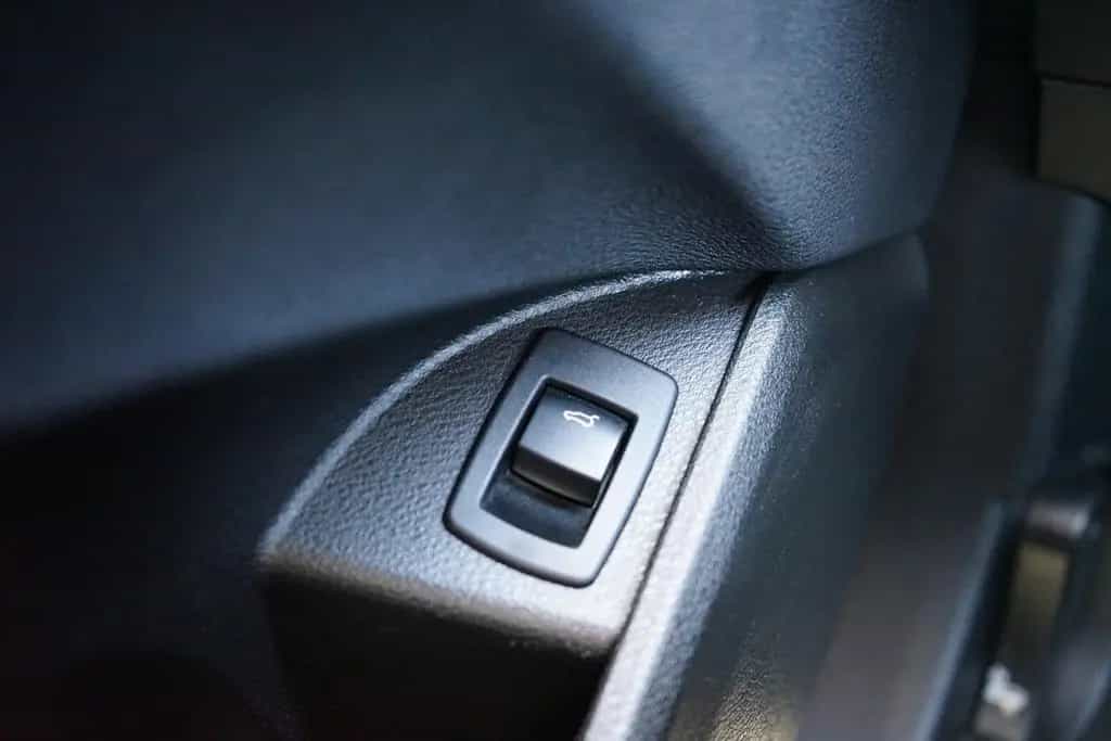BMW X2 xDrive 20 i Klimaaut. LED Navi Tempomat AHK 06/2020-photo-29