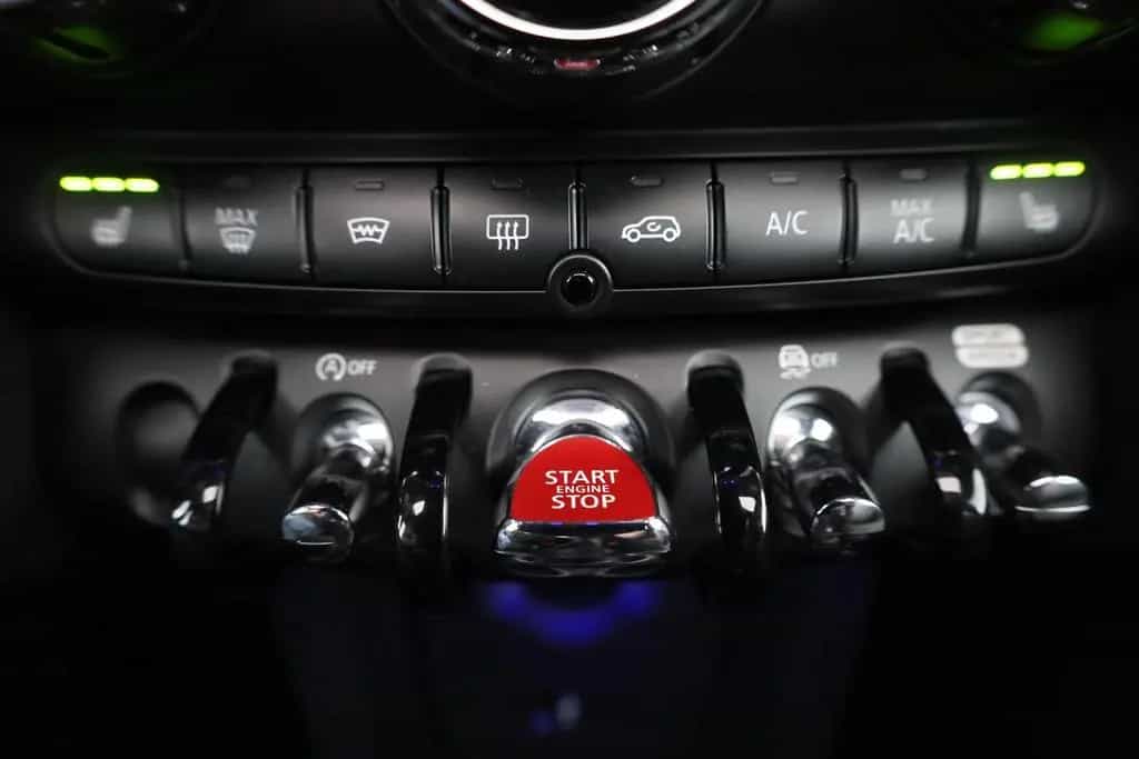 MINI Cooper 1.5 LED Panorama Teilleder Sportsitze USB 01/2019-photo-12