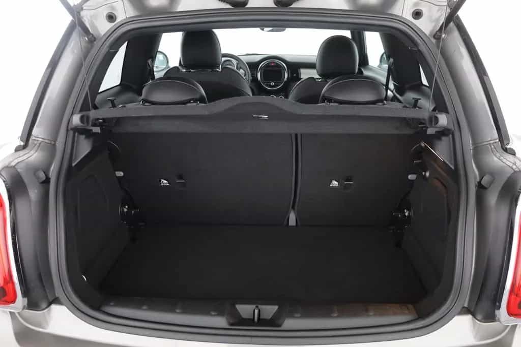 MINI Cooper 1.5 LED Panorama Teilleder Sportsitze USB 01/2019-photo-27