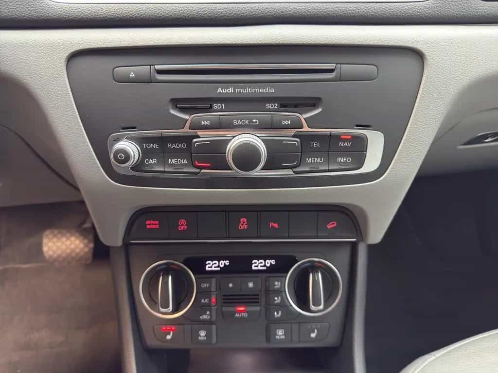 Audi Q3 design quattro 04/2017-photo-26
