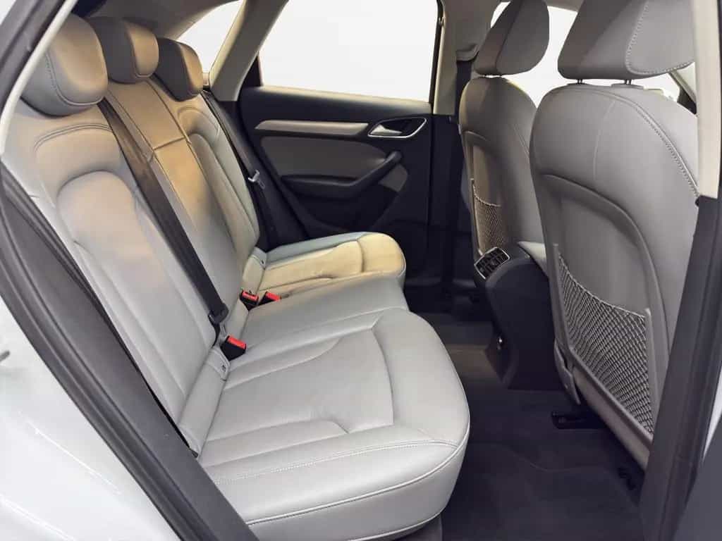Audi Q3 design quattro 04/2017-photo-9