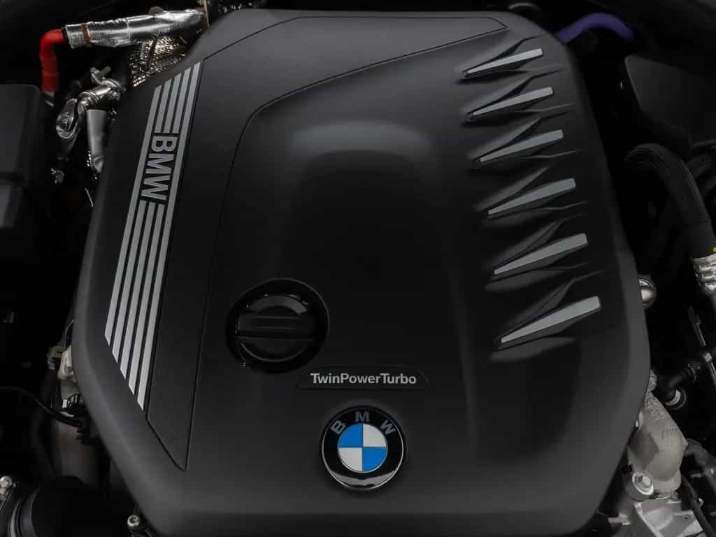 BMW 3 Series 330d Kamera DAB HiFi Leder Sport AdaptLED 18Zoll 02/2023-photo-12