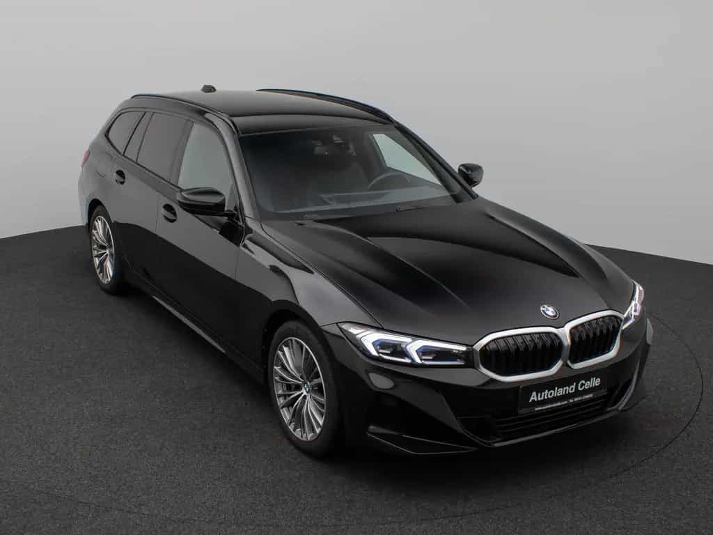 BMW 3 Series 330d Kamera DAB HiFi Leder Sport AdaptLED 18Zoll 02/2023-photo-0