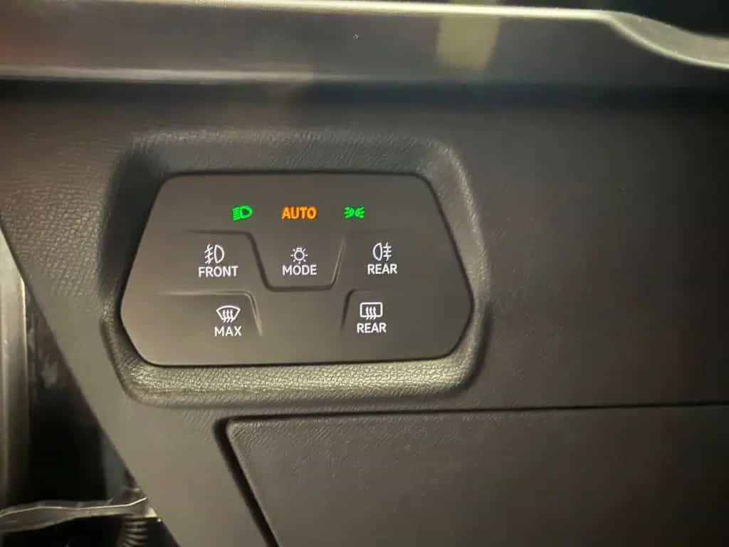 Cupra Formentor VZ 2.0 TSI 180KW ACC DCC Matrix 09/2023-photo-33