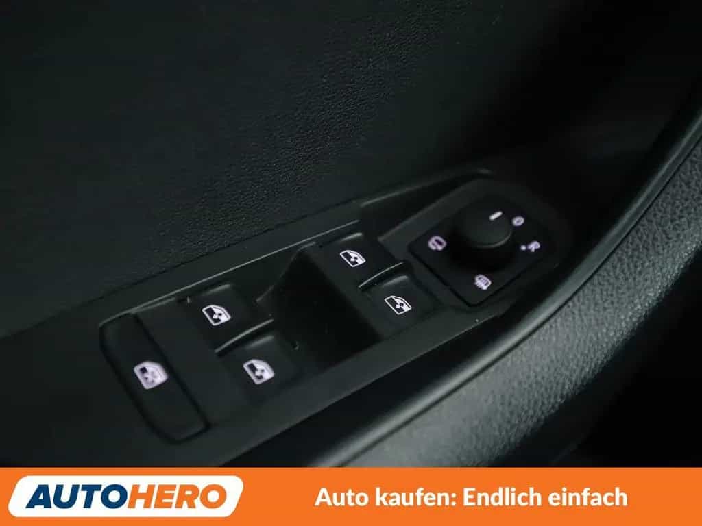 Skoda Karoq 1.5 TSI ACT SportLine Aut.*LED*ACC*CAM* 03/2019-photo-24
