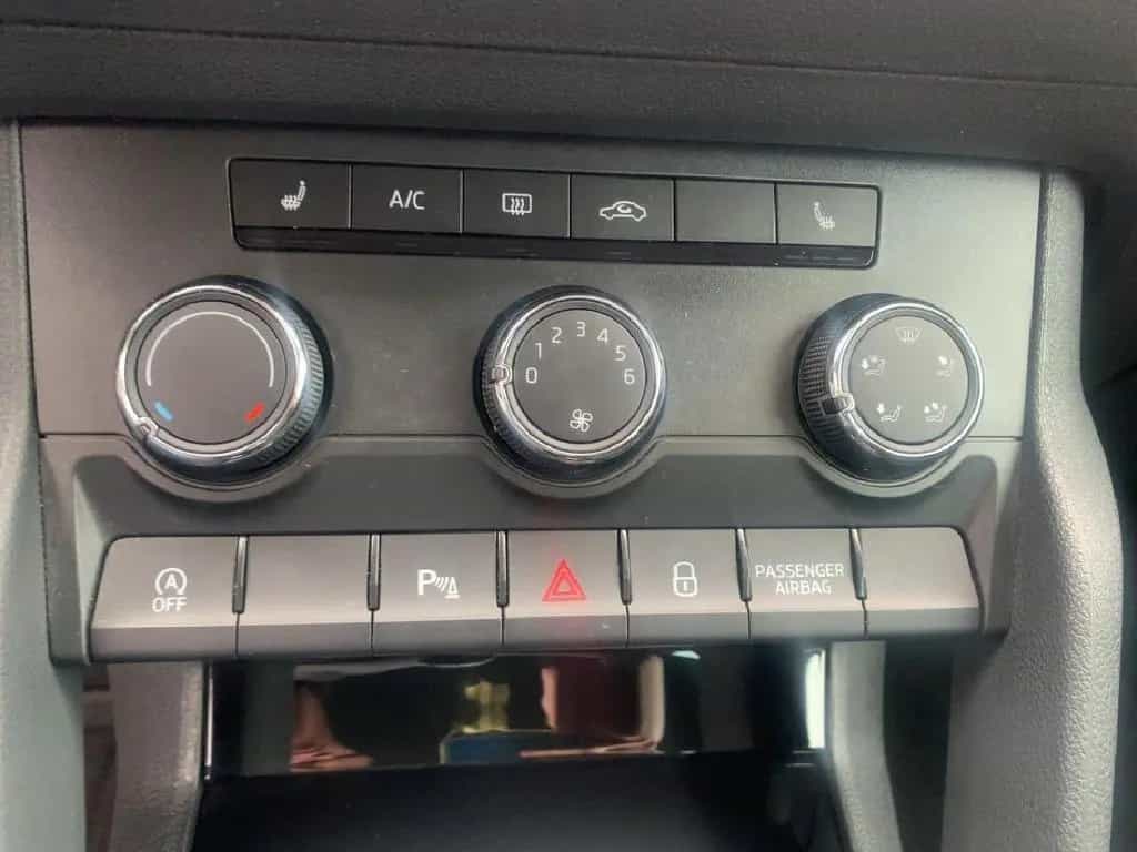 Skoda Karoq Ambition Navi* SHZ* Tempomat* 11/2018-photo-11