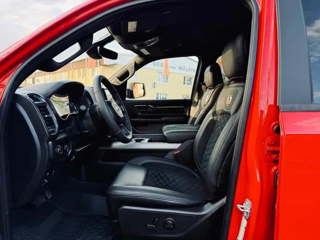 Dodge RAM V8*TRX KIT*OFFROAD*ROLLBAR*4X4*AHK*NAVI*BÜGEL* 12/2022-photo-32