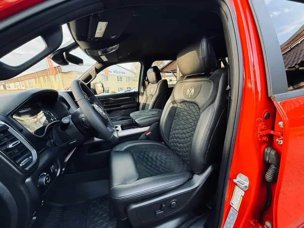 Dodge RAM V8*TRX KIT*OFFROAD*ROLLBAR*4X4*AHK*NAVI*BÜGEL* 12/2022-photo-34