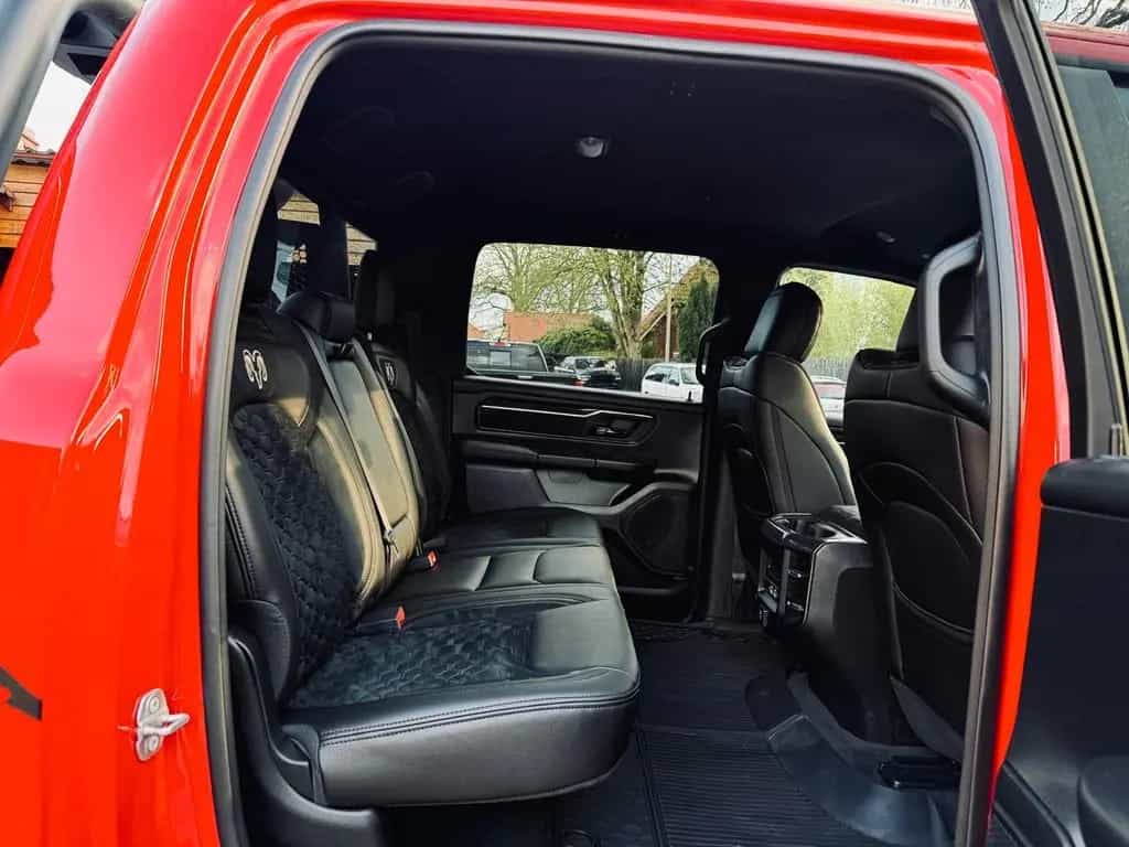 Dodge RAM V8*TRX KIT*OFFROAD*ROLLBAR*4X4*AHK*NAVI*BÜGEL* 12/2022-photo-40