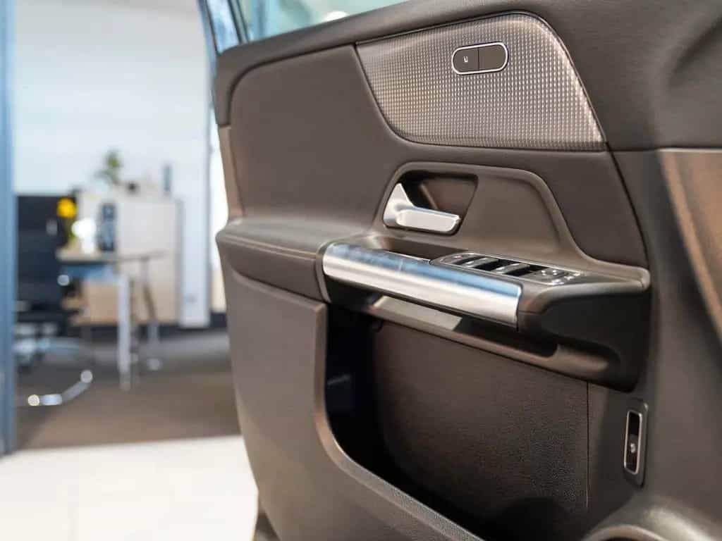 Mercedes-Benz GLA-Class 220 d Progressive Kamera Apple CarPlay MBUX 10/2020-photo-12