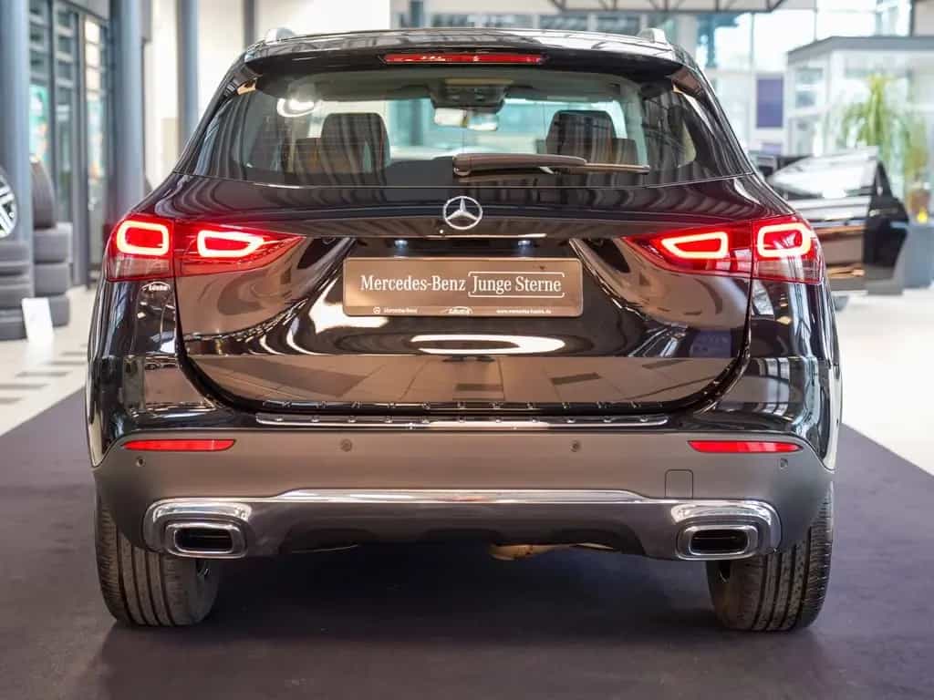 Mercedes-Benz GLA-Class 220 d Progressive Kamera Apple CarPlay MBUX 10/2020-photo-3