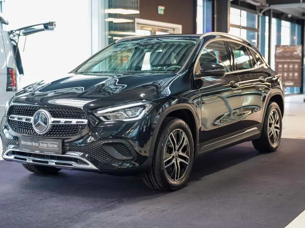 Mercedes-Benz GLA-Class 220 d Progressive Kamera Apple CarPlay MBUX 10/2020-photo-6