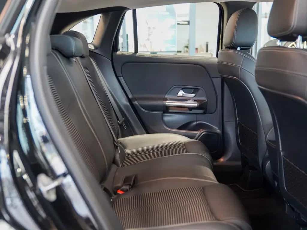 Mercedes-Benz GLA-Class 220 d Progressive Kamera Apple CarPlay MBUX 10/2020-photo-9