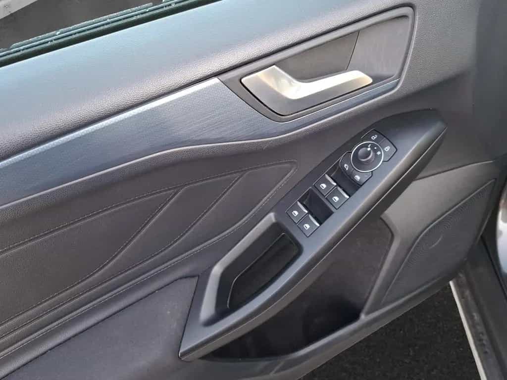 Ford Focus Active 1.0 EcoBoost Hybrid 92kW Turnier. E 03/2022-photo-15